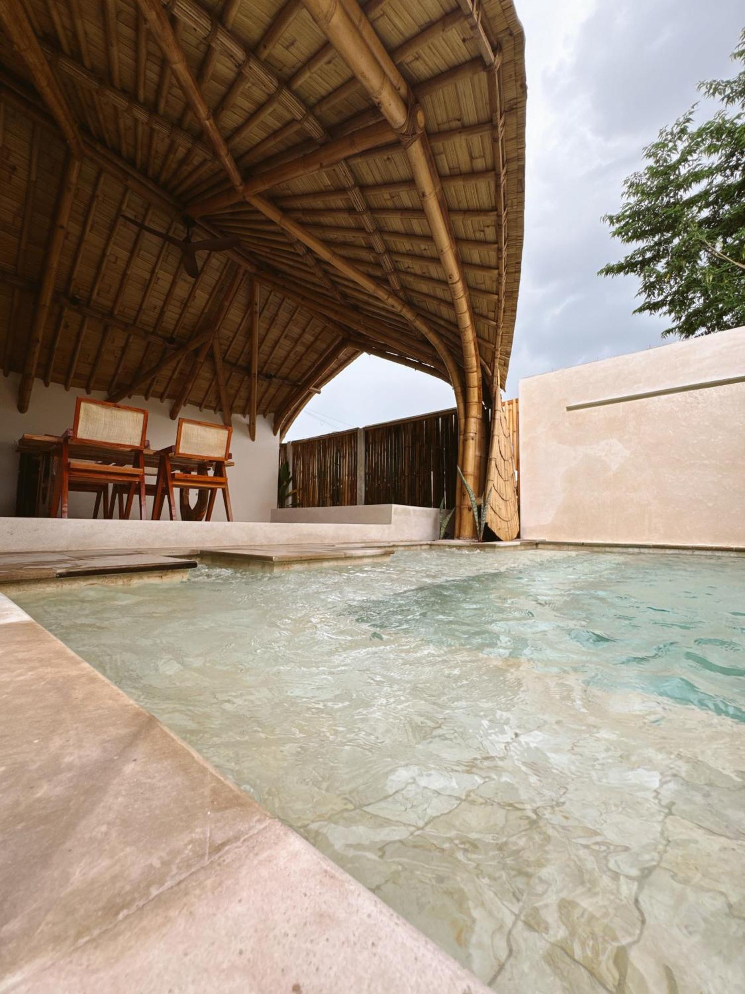 Hotel Tipsea Turtle Gili Air Exteriér fotografie
