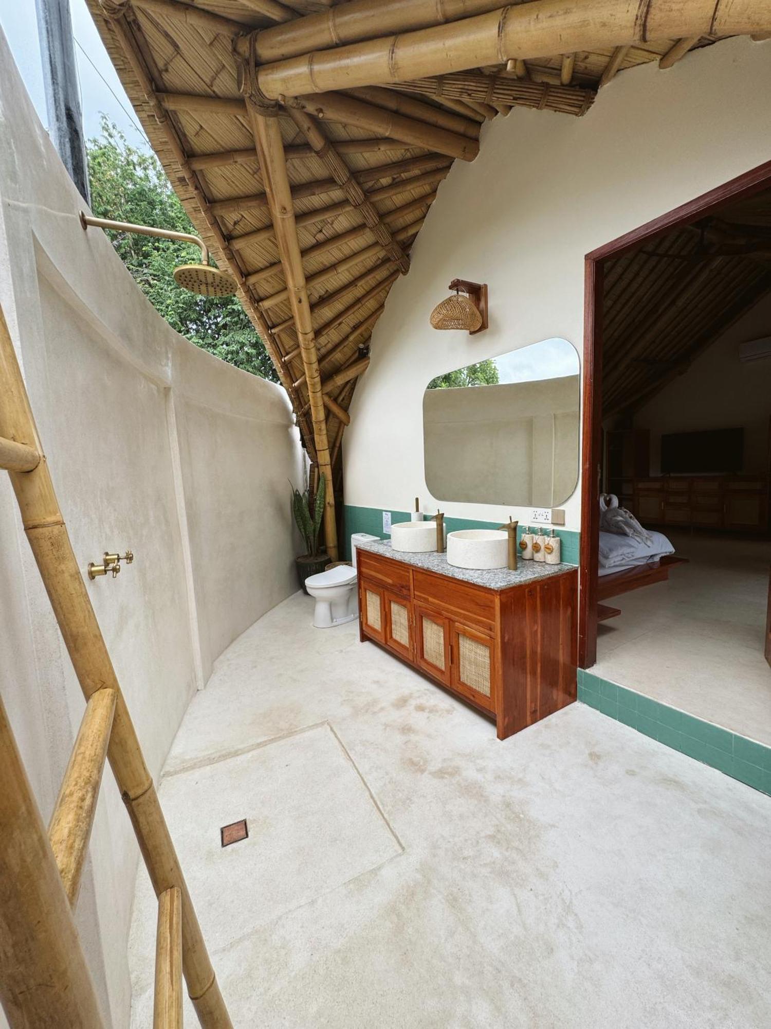 Hotel Tipsea Turtle Gili Air Exteriér fotografie